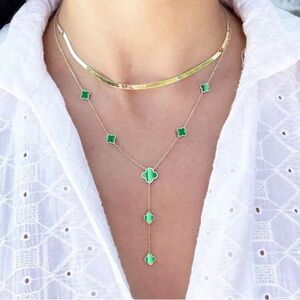 Malachite Clover Station Lariat Necklace 14K Yellow Gold